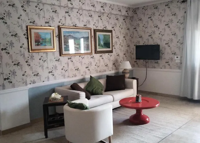 Alojamento de Acomodação e Pequeno-almoço Mimose 3*